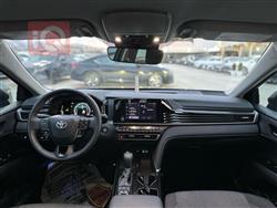 تۆیۆتا کامری